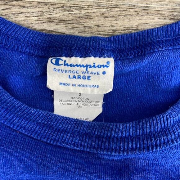 Vintage Men's Blue Reverse Weave Champion Shirt (L) - Picture 4 of 4